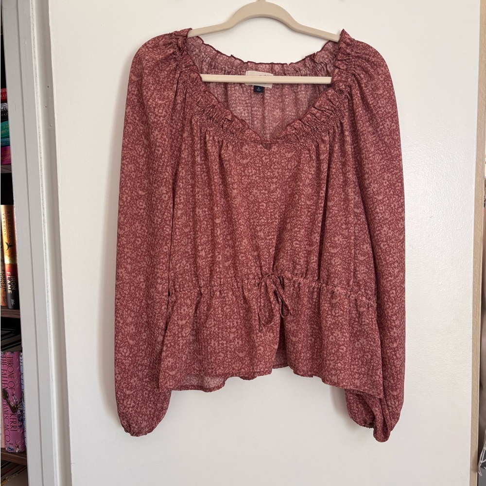 Universal Thread Dusty Rose Floral Peasant Blouse